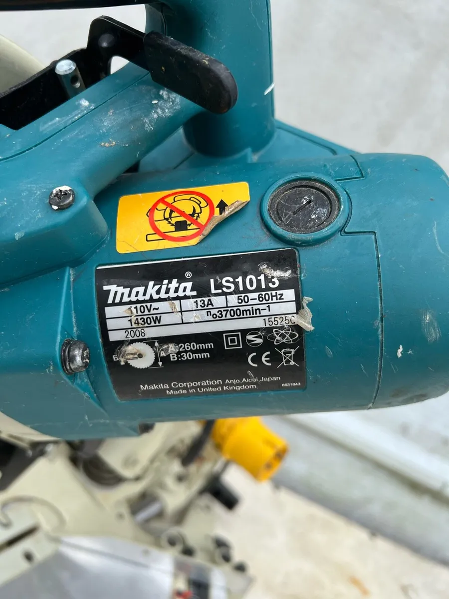 Mitre Saw Makita LS1013 as new condition. - Image 4
