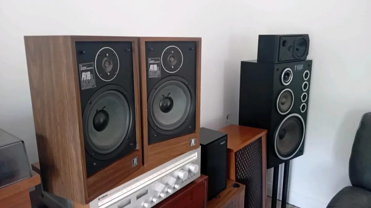 Acustic reaserch ar18s - Image 1