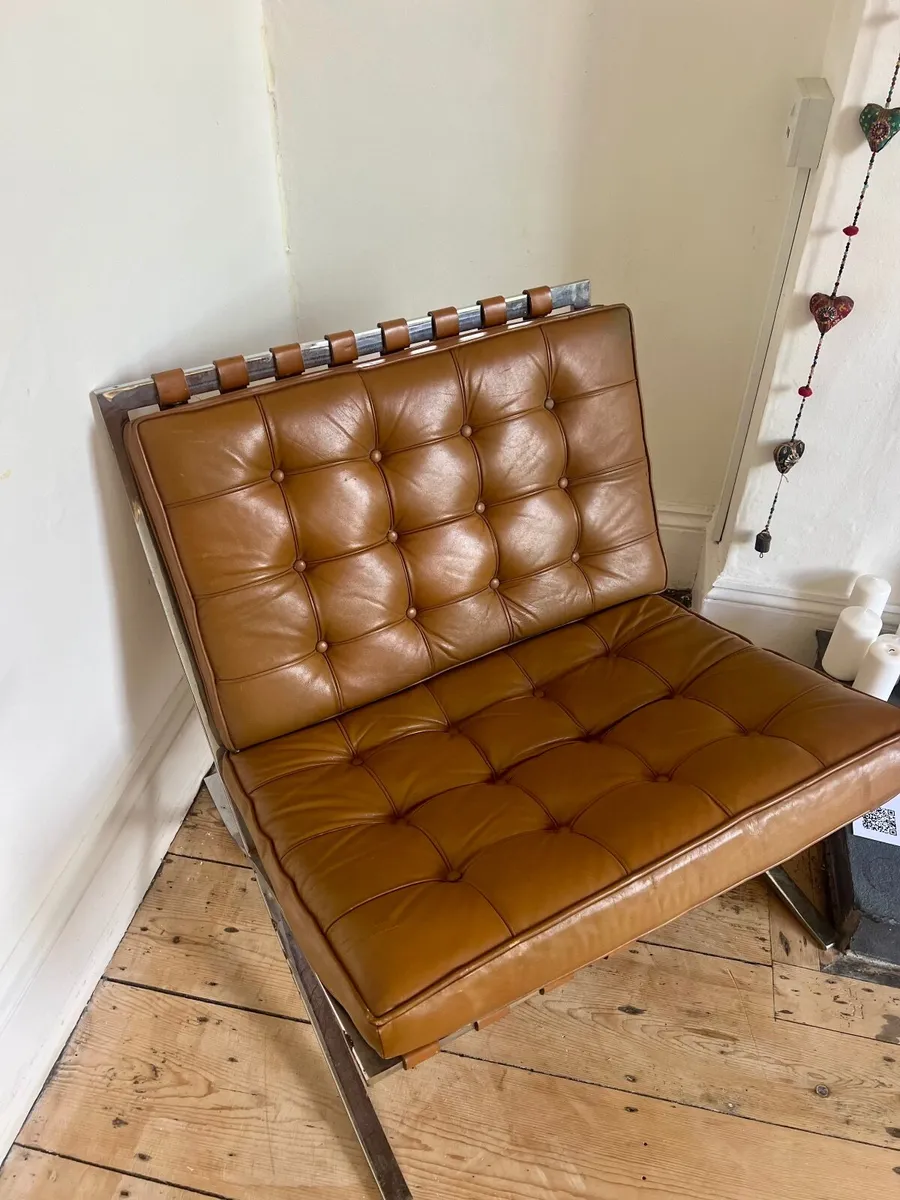 2 x Barcelona Chairs - Image 2