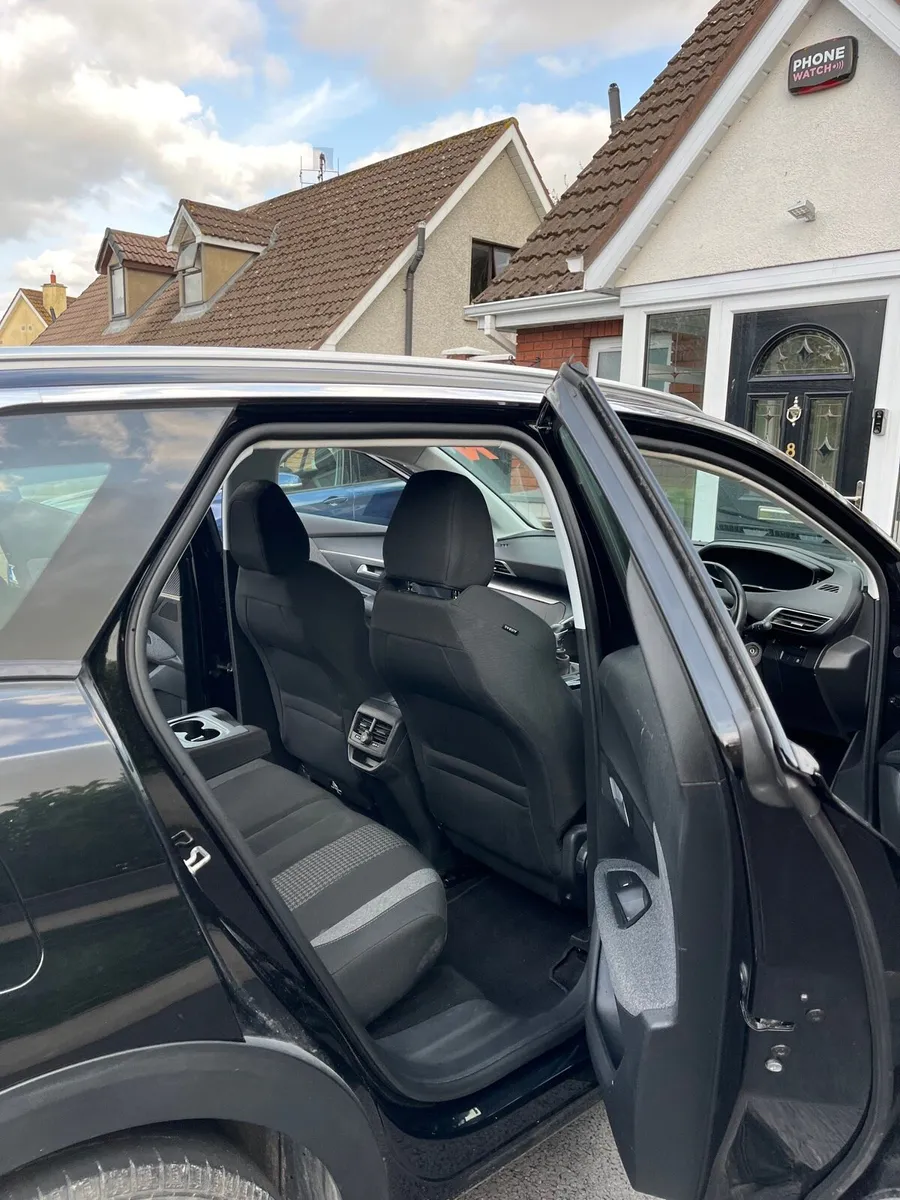 Peugeot 3008 2017 - Image 2