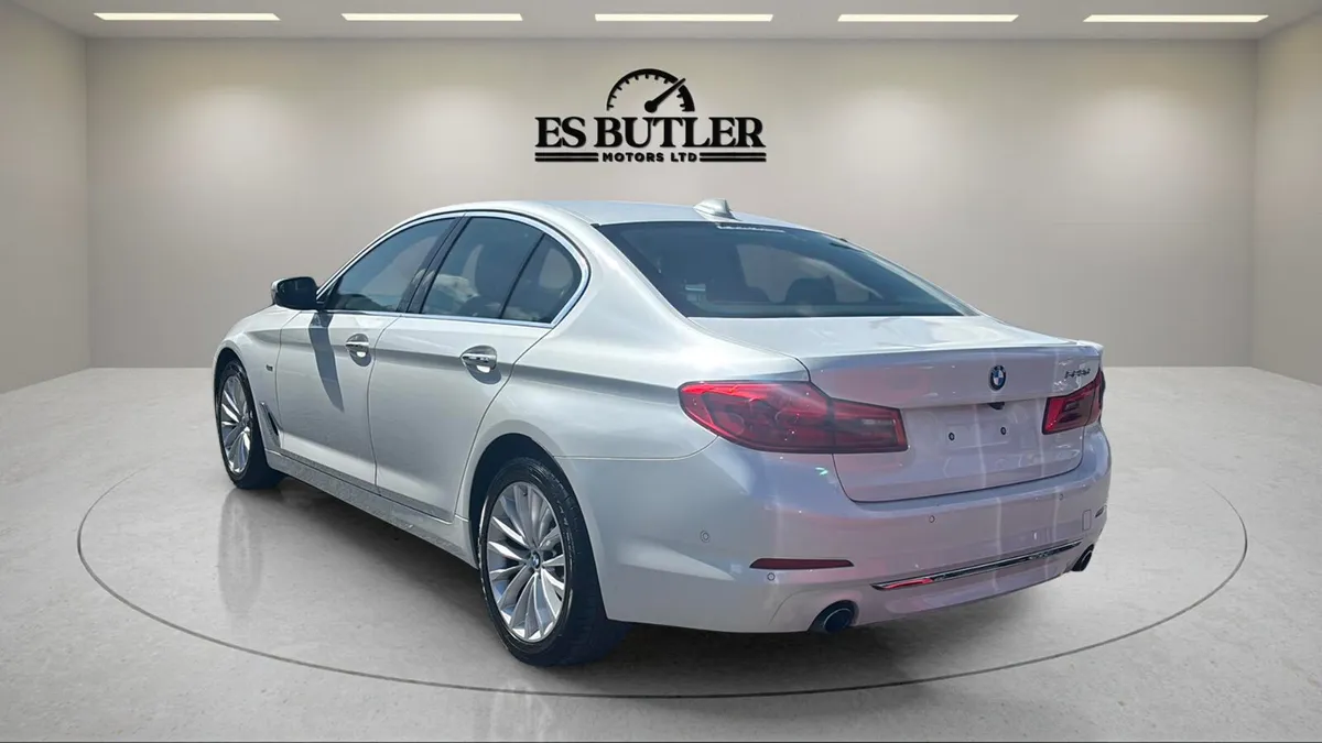 2017 BMW 523d G30 Luxury Model 72,000KMS AS NEW - Image 3