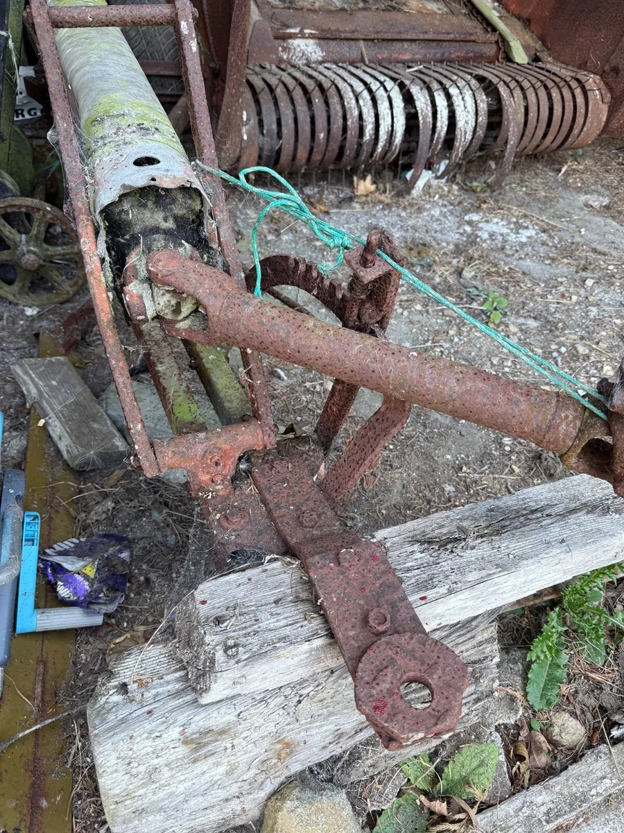Allis Chalmers Round Baler - Image 3