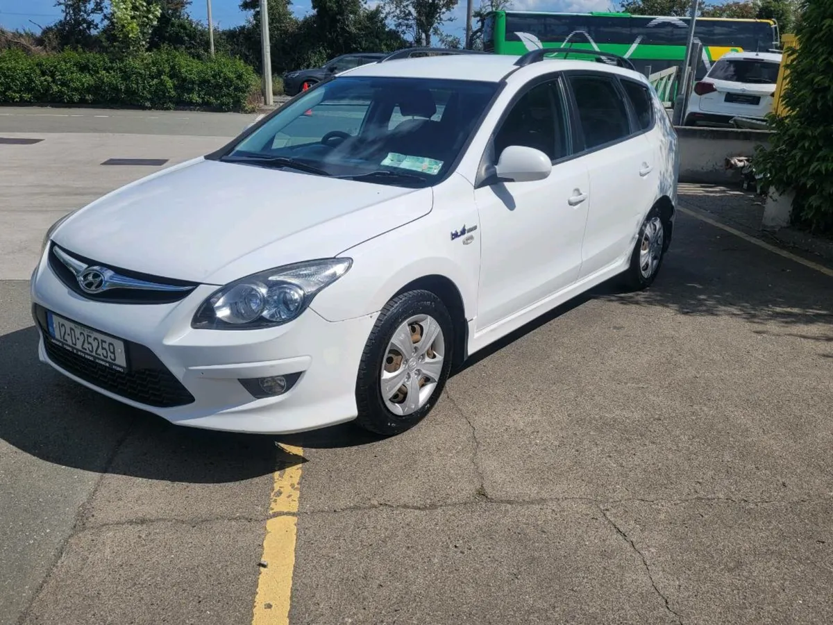 hyundai i30 van - Image 3