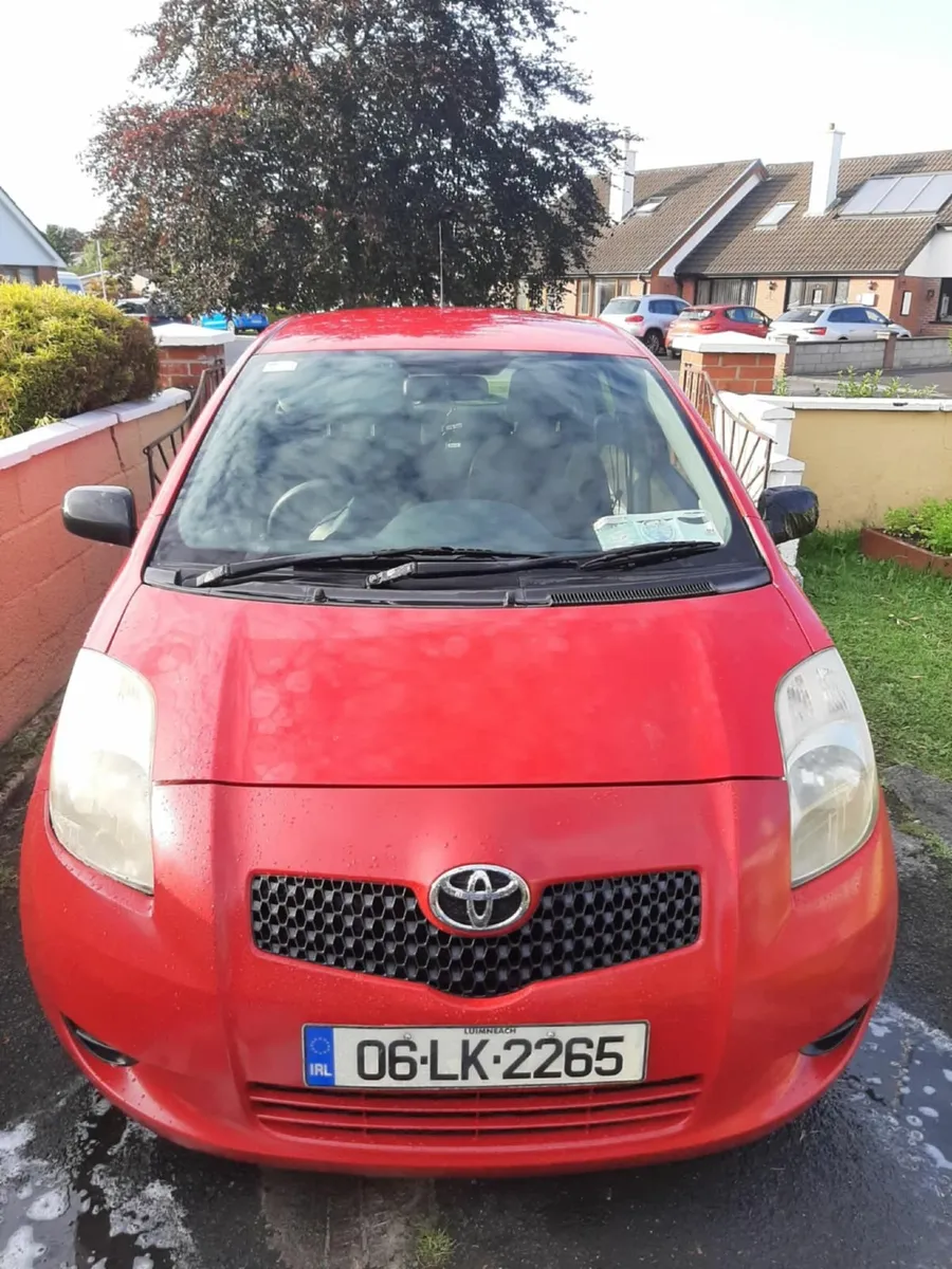 Toyota Yaris 2006 - Image 3