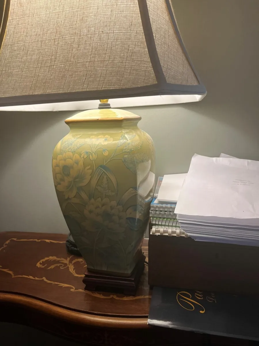 Pair of large ceramic table lamps - Image 3