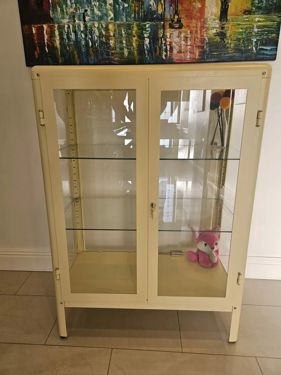 Glass Cabinet ikea - Image 1