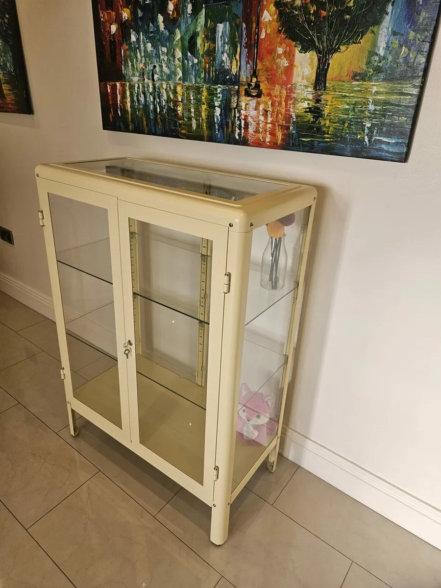 Glass Cabinet ikea - Image 2