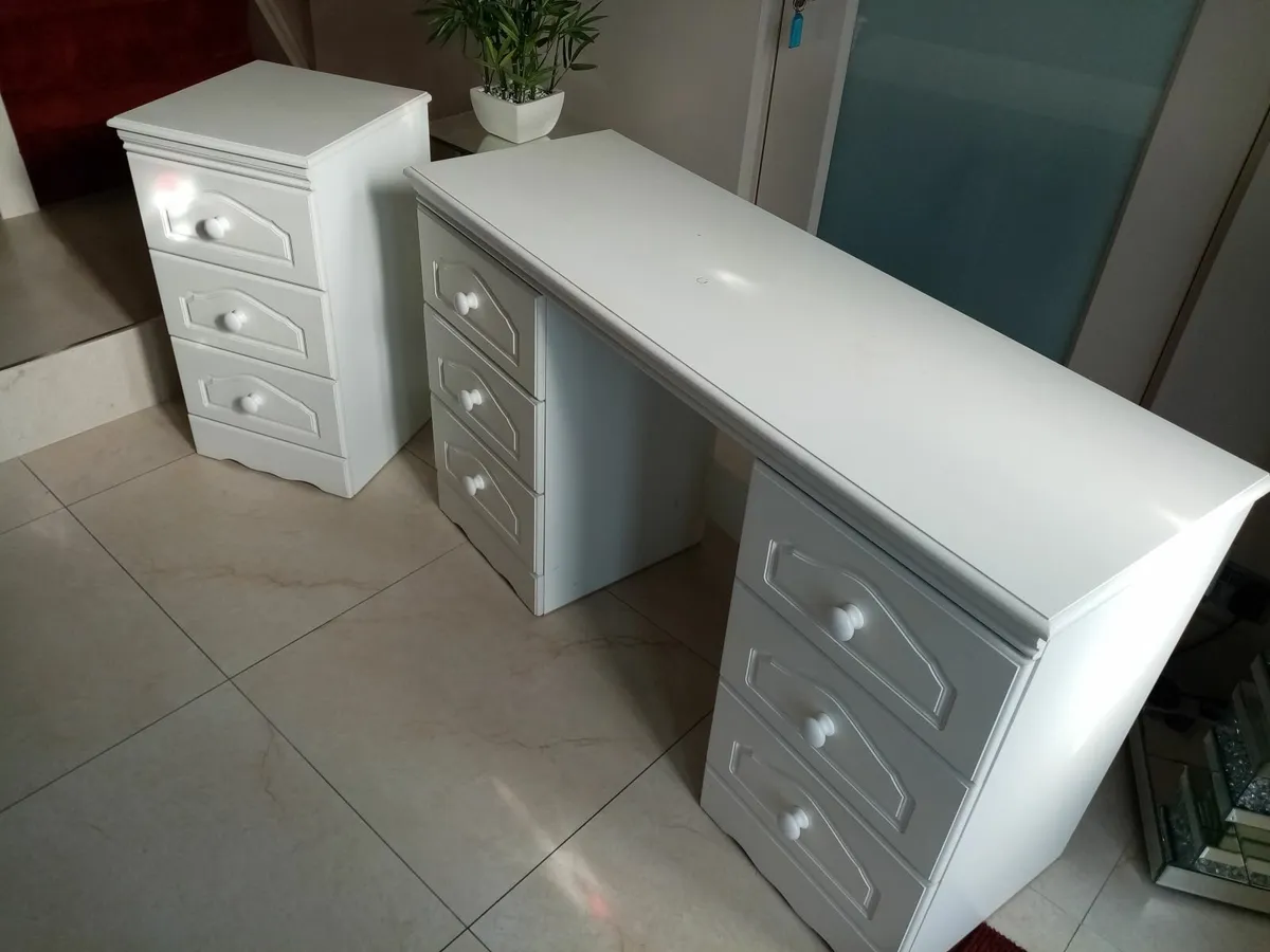 Dressing Table & Locker - Image 1