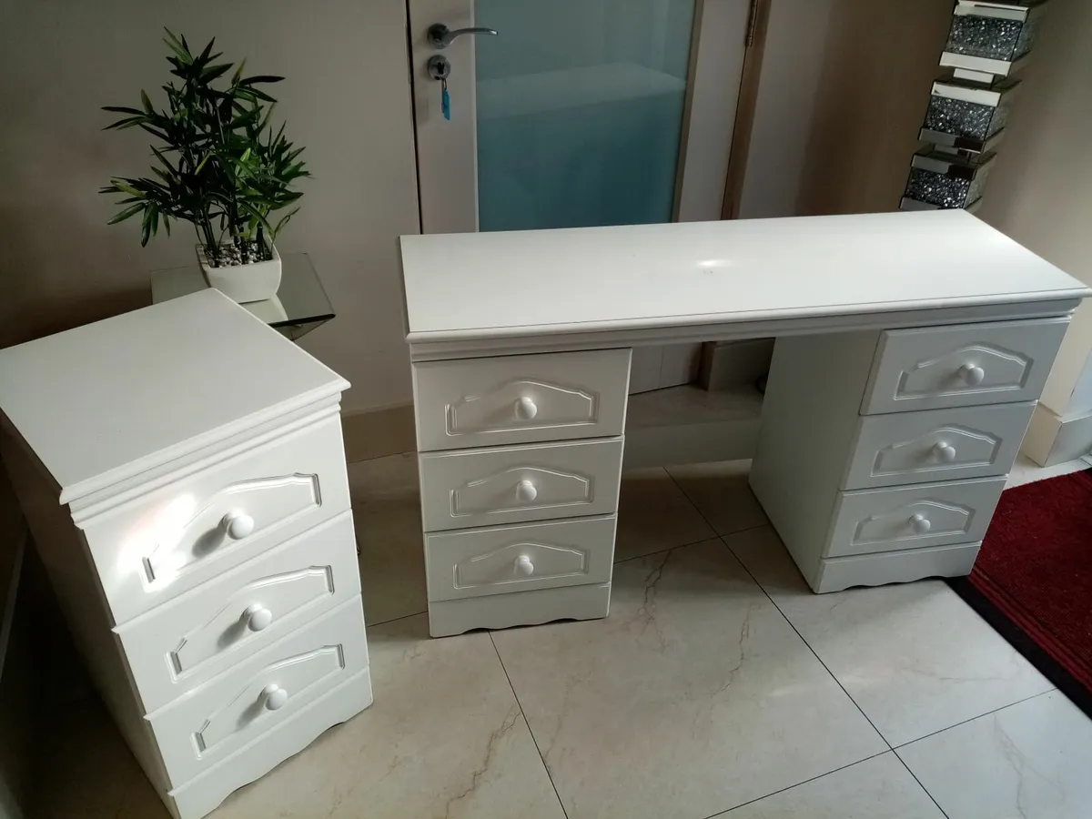 Dressing Table & Locker - Image 2