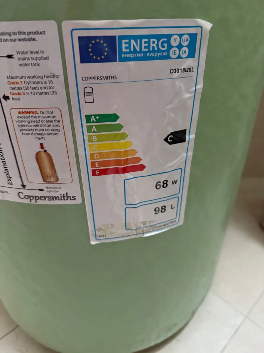 Hot water cylinder - Image 2