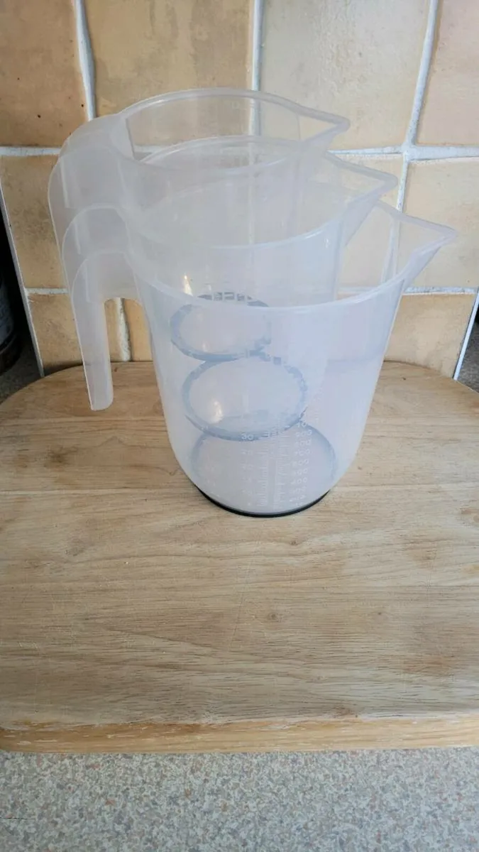 HAND BLENDER and Mesuring Jugs - Image 2