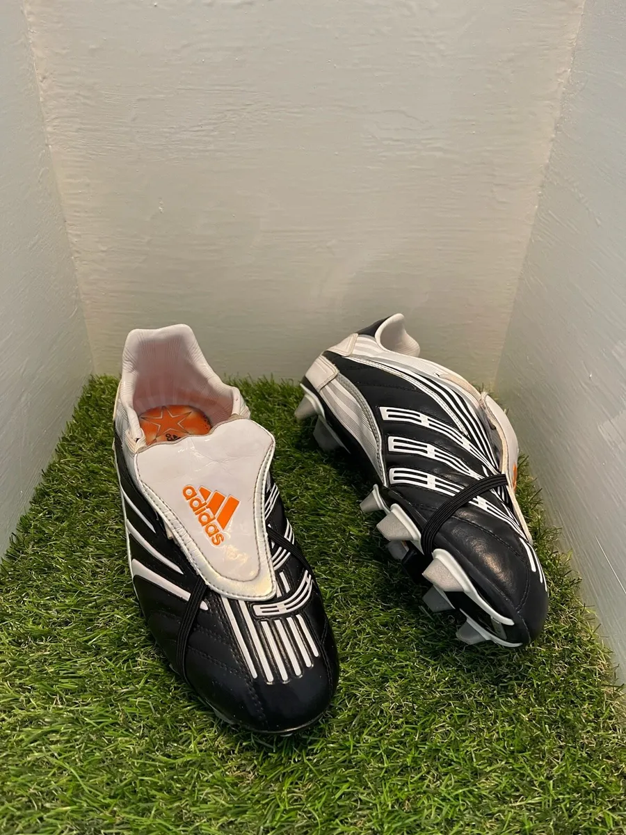 Adidas Predator Absolute FG Football Boots | UK 9 - Image 2