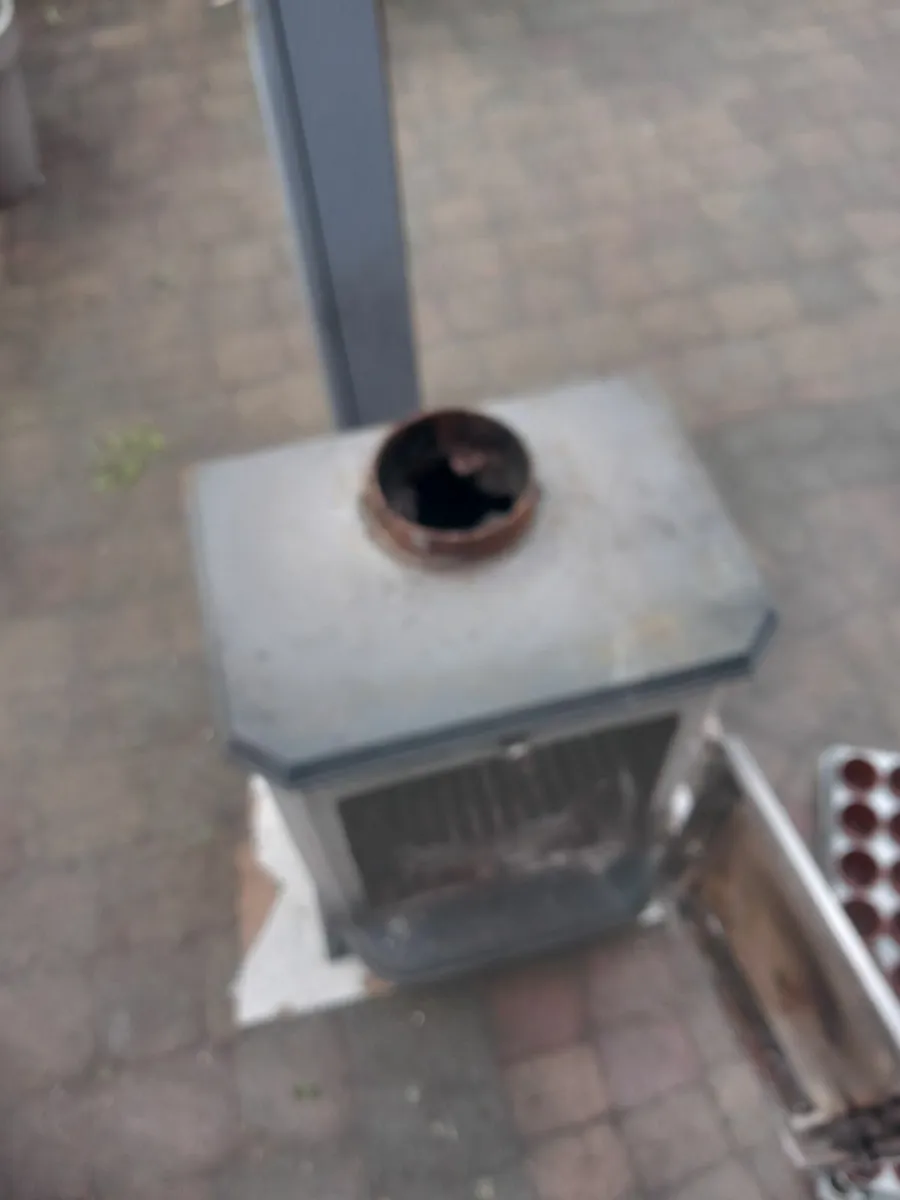 Stove - Image 2