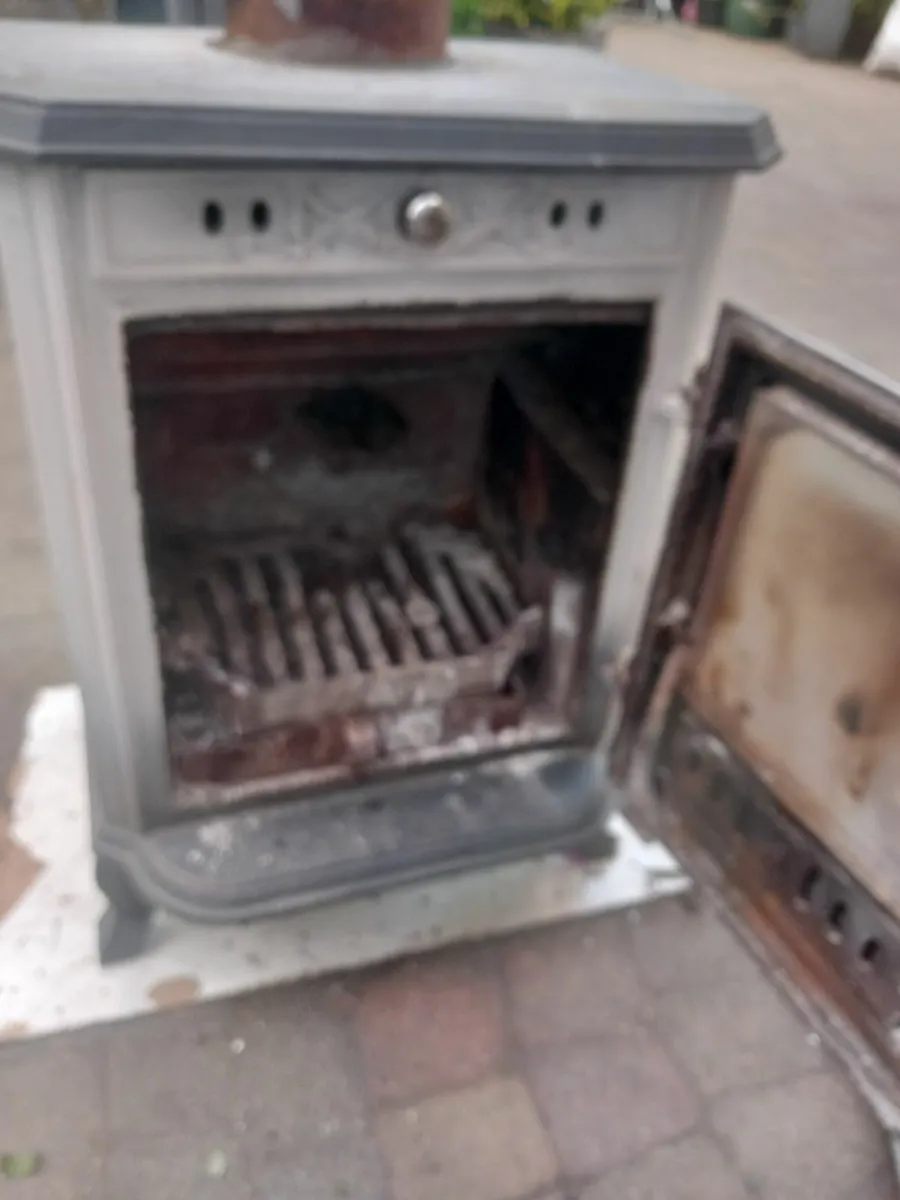 Stove - Image 3