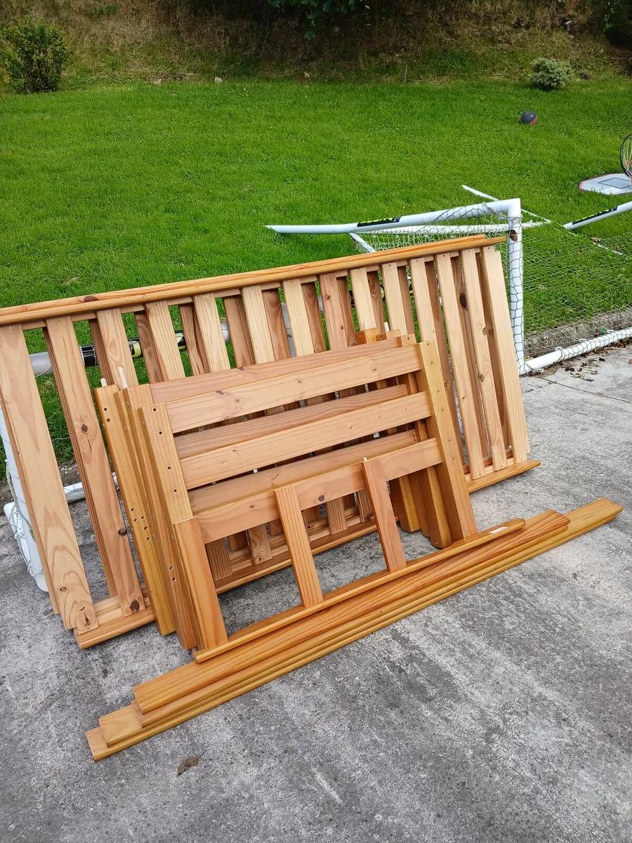Solid pine bunk beds - Image 2