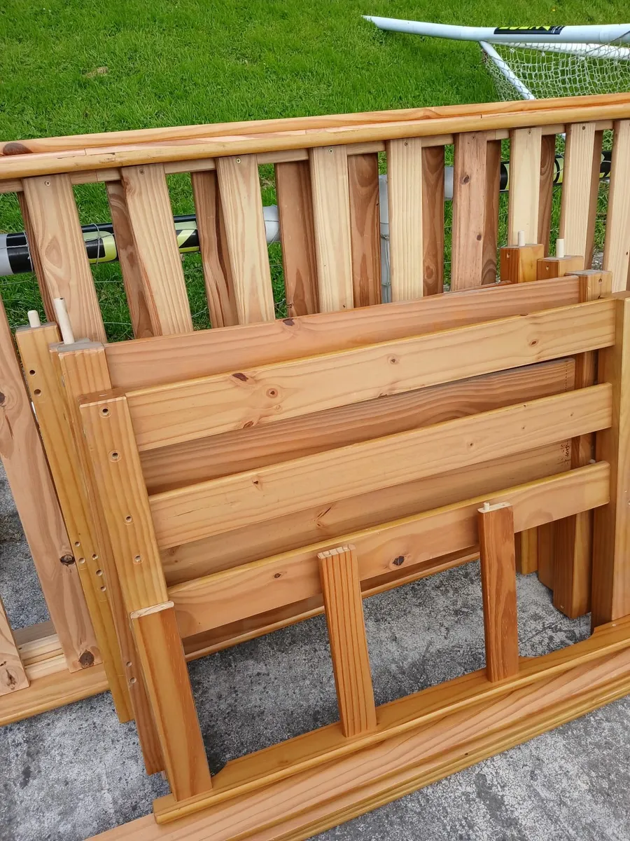 Solid pine bunk beds - Image 3