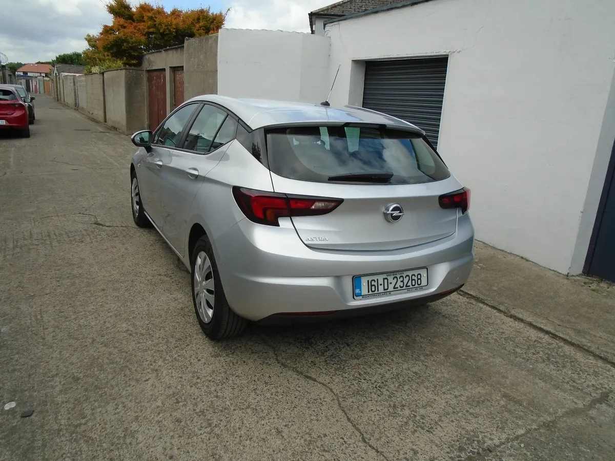 Opel Astra 2016 - Image 3