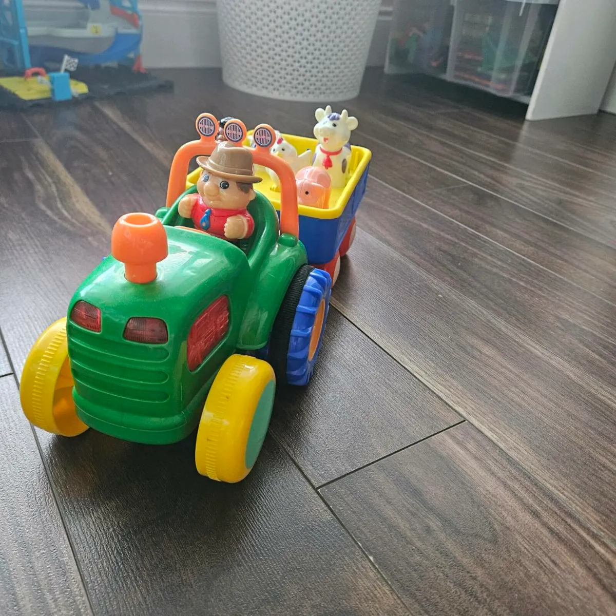 FREE Toy tractor and trailer with farm animals - Image 2