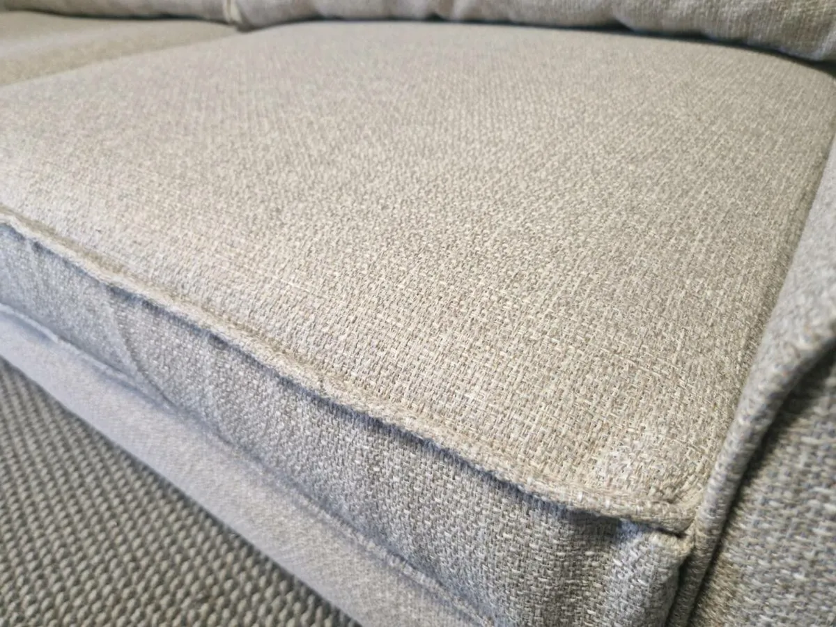 Sofas - Image 3