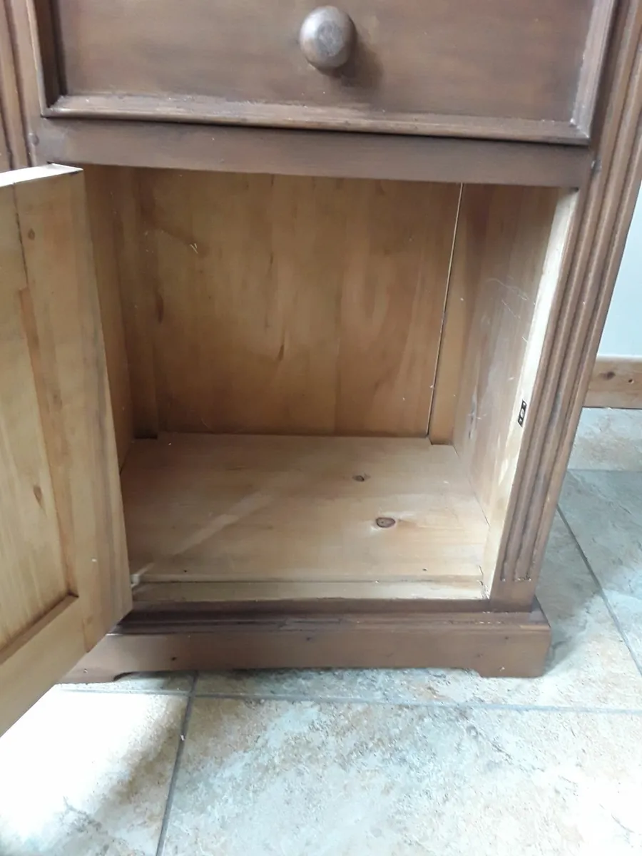 2 extra larg lockers sold together or individually - Image 3