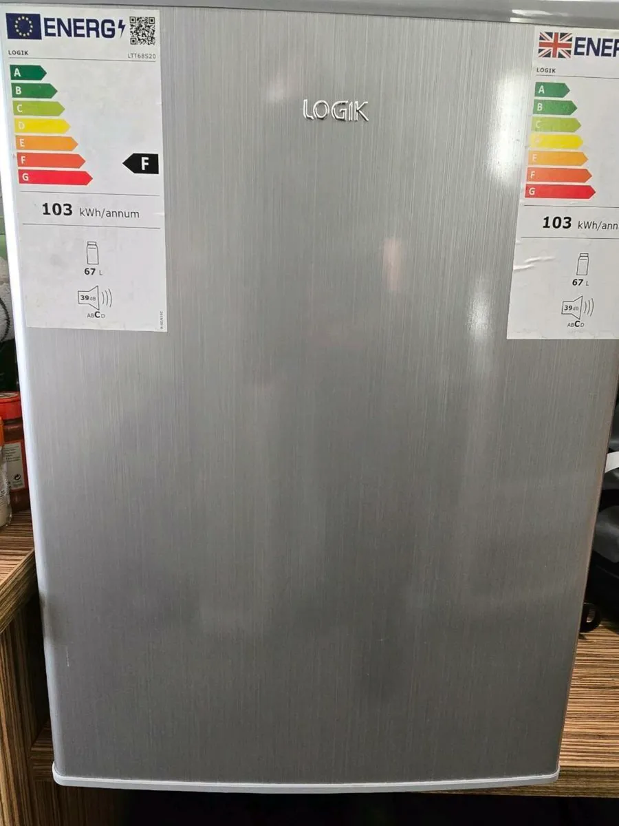 Small logik fridge - Image 1
