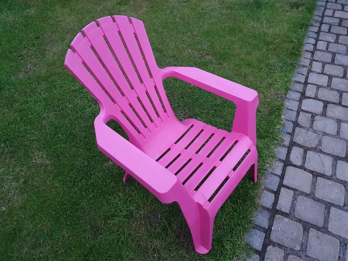 Sun chairs. - Image 2