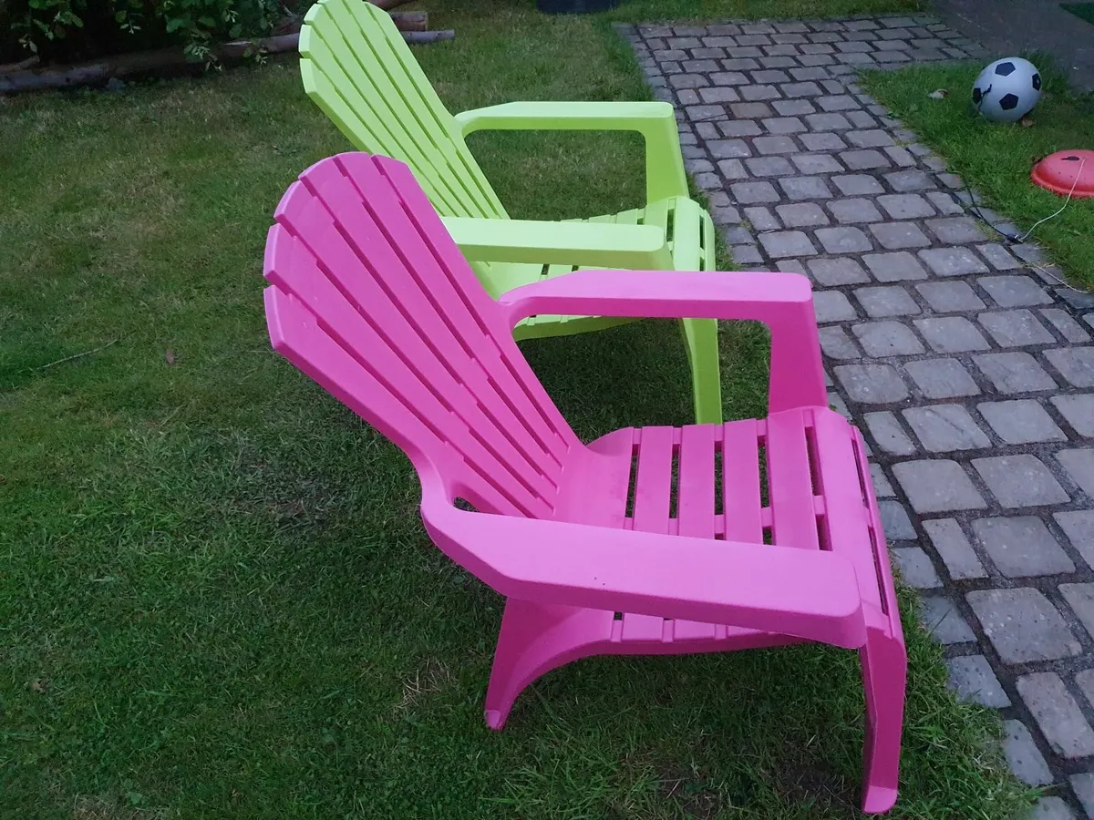 Sun chairs. - Image 4