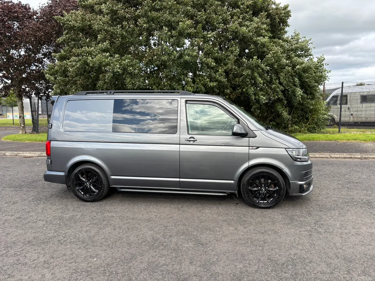 2019 Volkswagen Transporter highline - Image 2