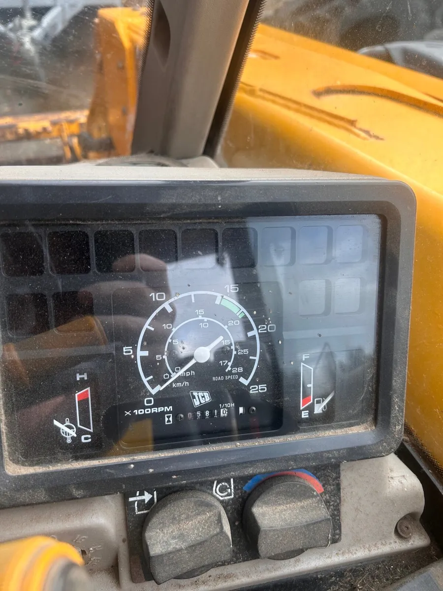 JCB 526s 2002 - Image 4