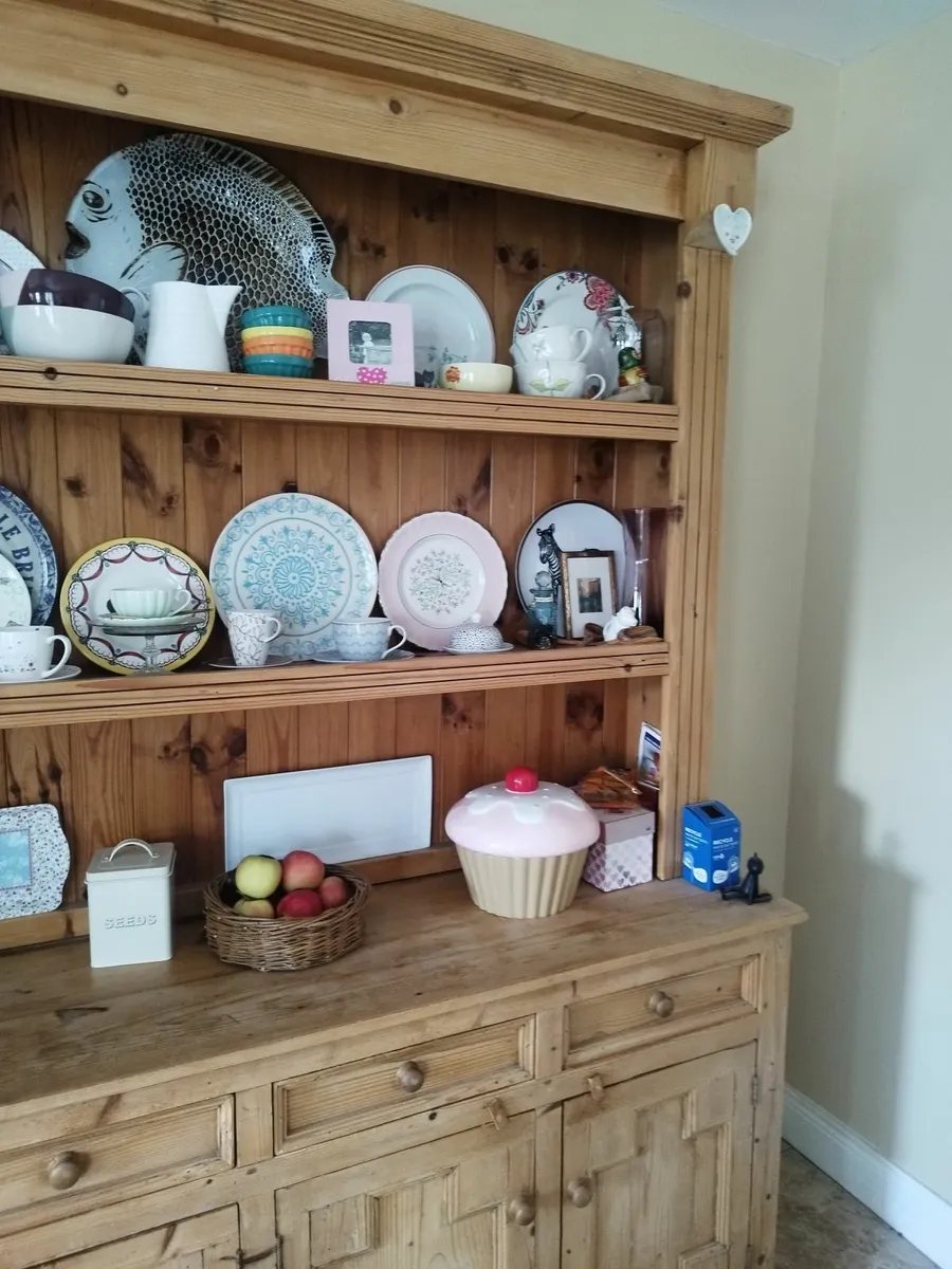 Kitchen dresser - Image 2