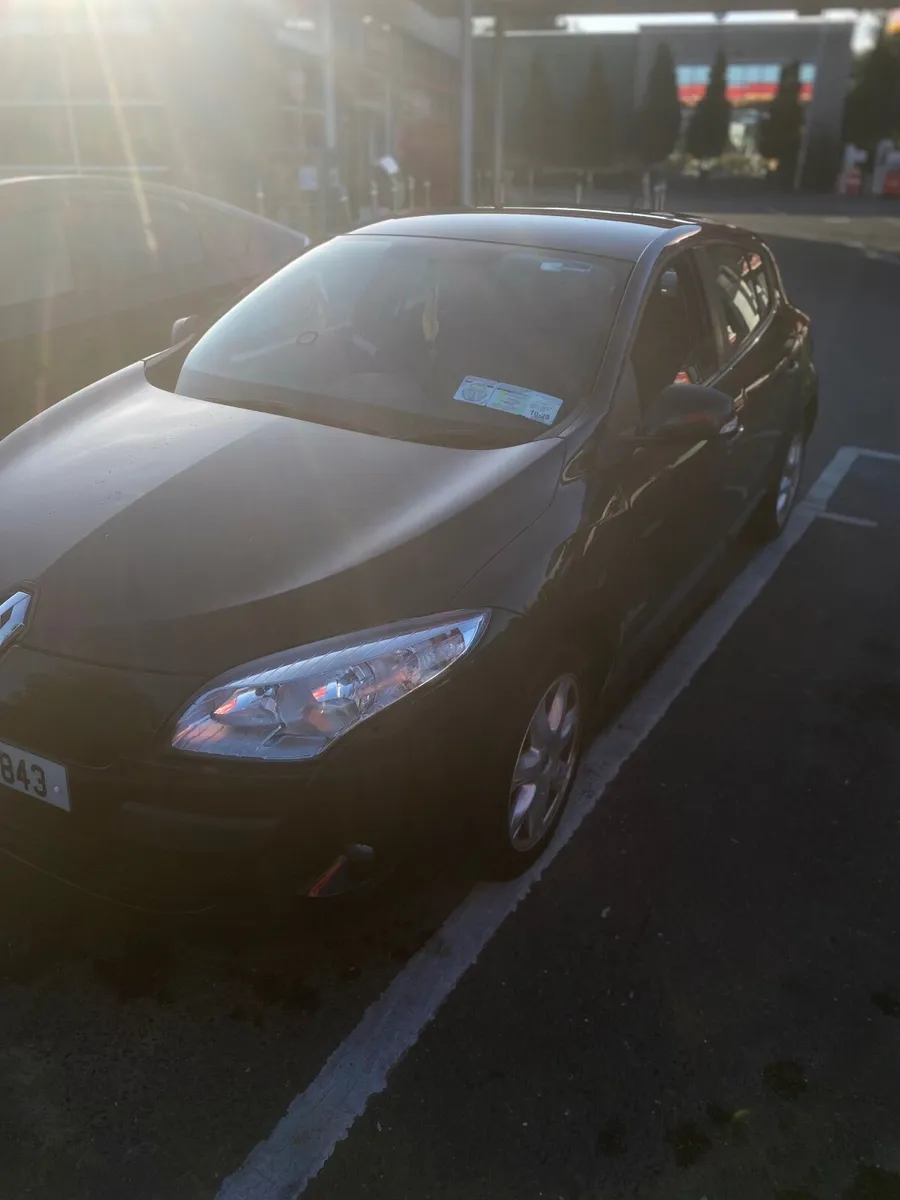 Renault Megane 2011 - Image 1