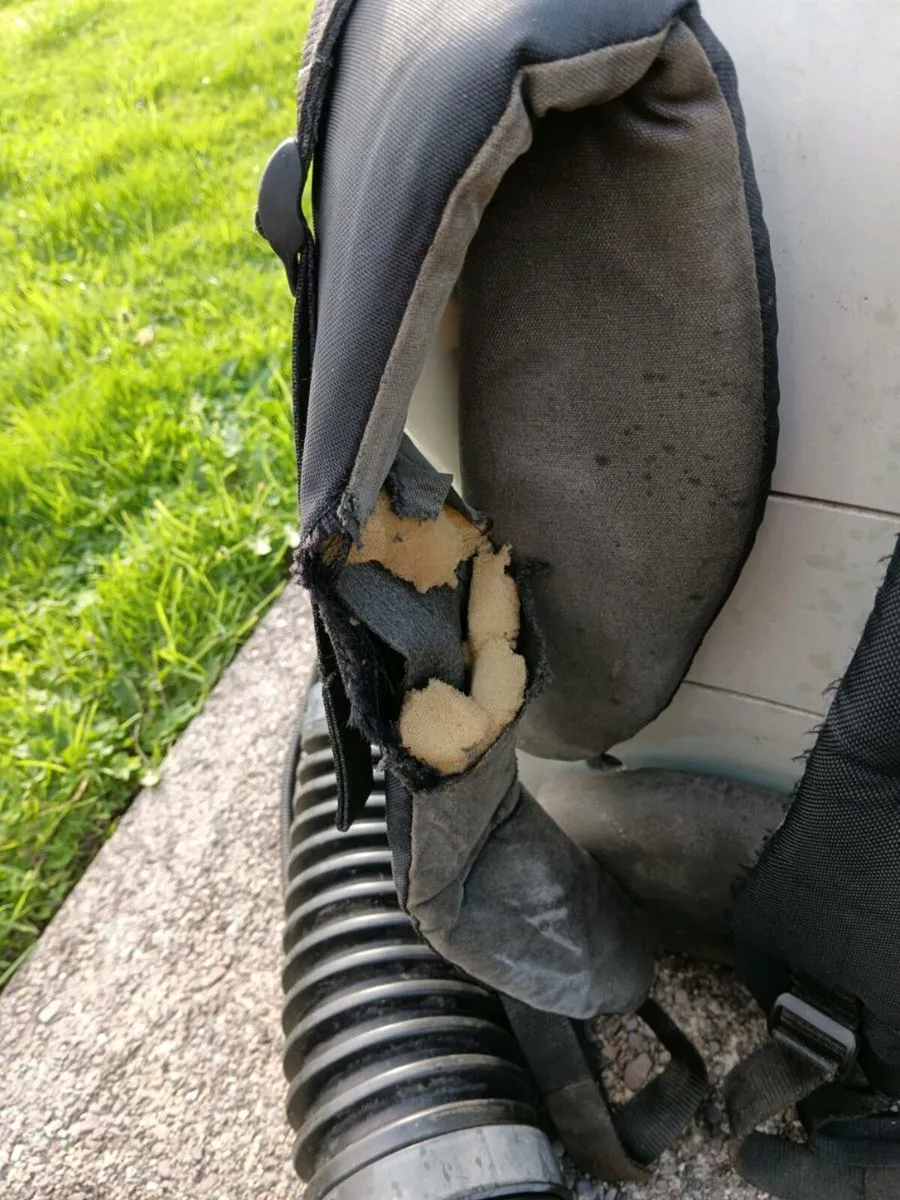 Stihl Backpack Leaf Blower - Image 4