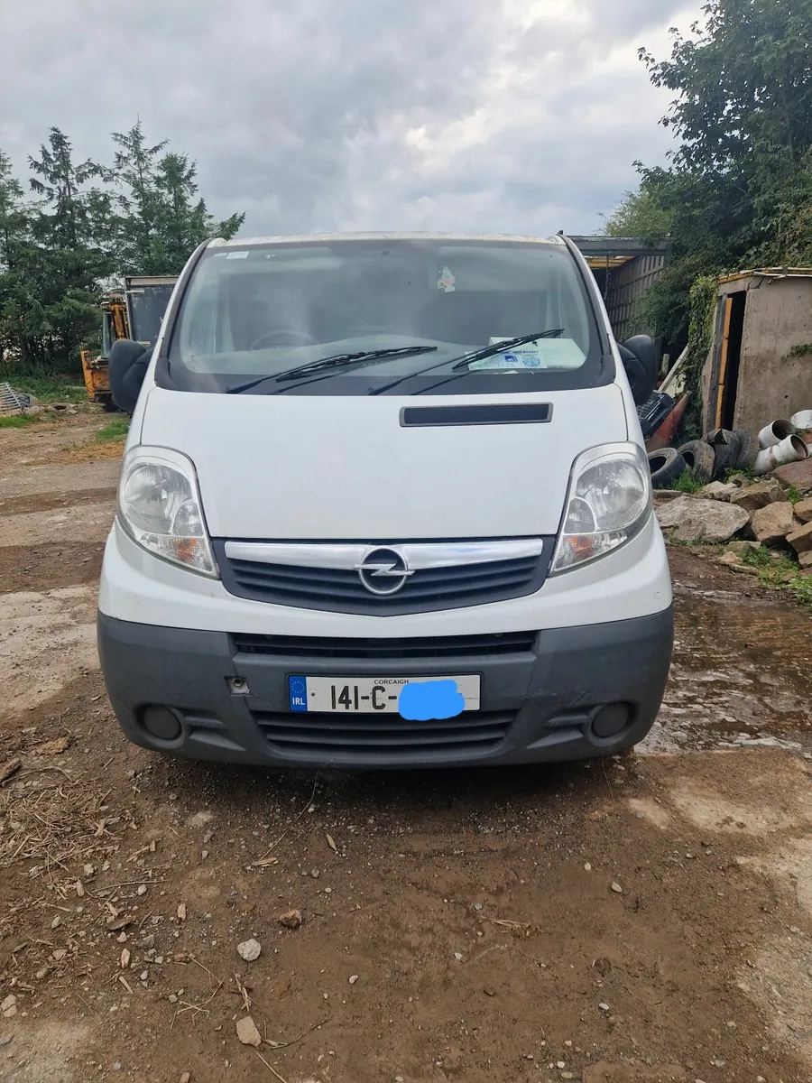 Opel Vivaro 2014 - Image 1