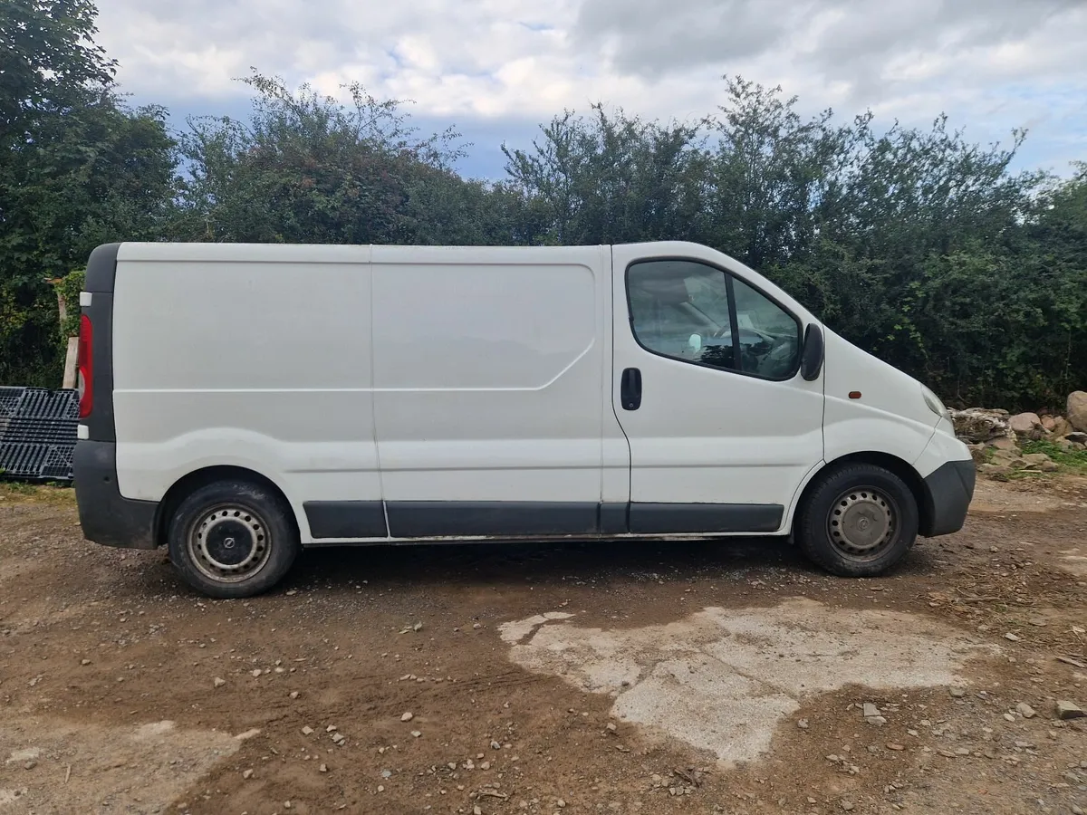 Opel Vivaro 2014 - Image 3