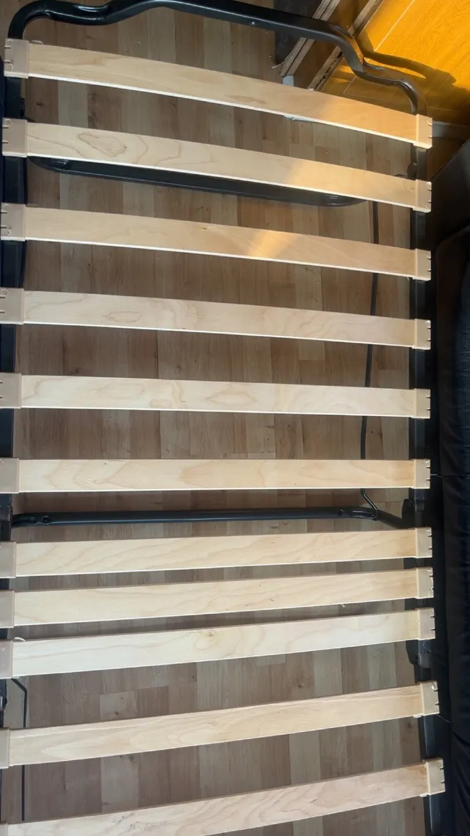 Pull out bed - Image 2