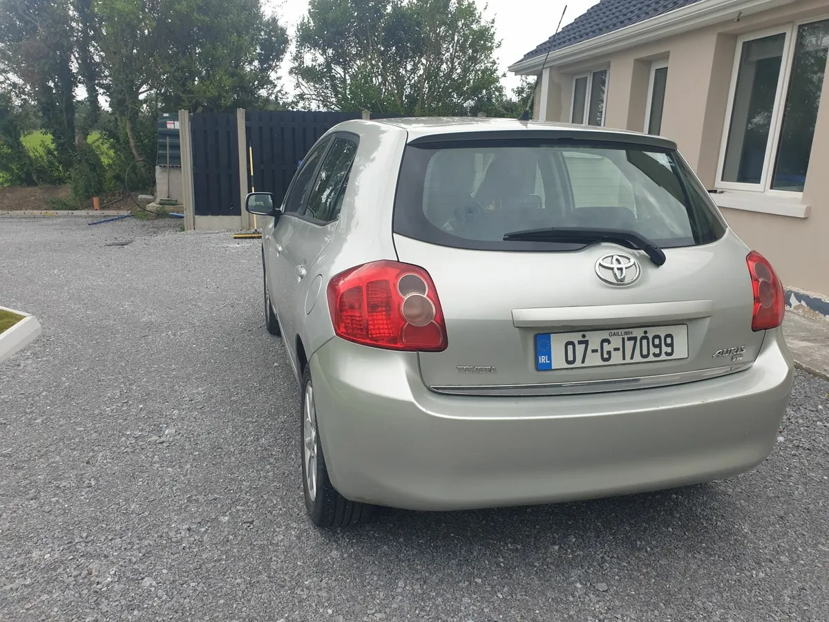 Toyota Auris 2007 - Image 3