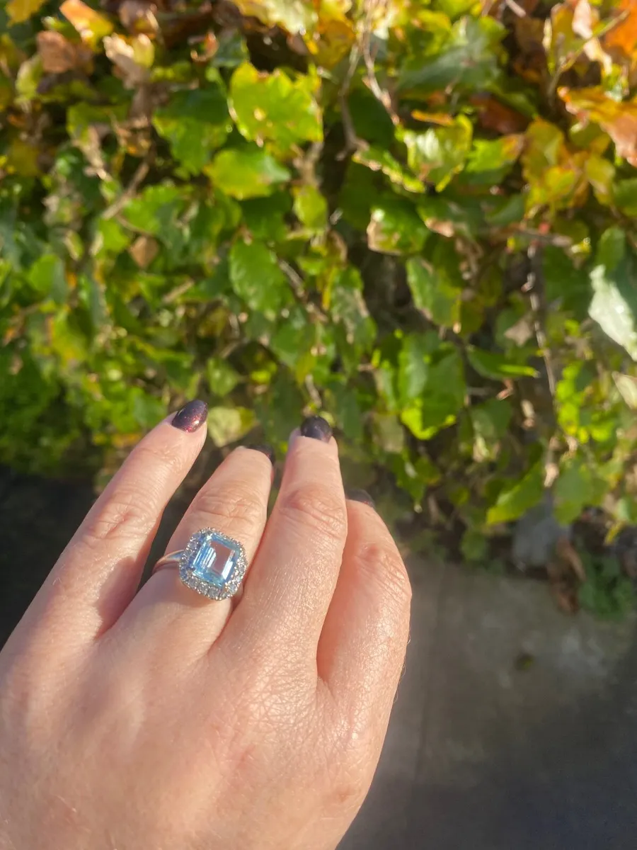 Aquamarine Diamond Ring €2500 - Image 4