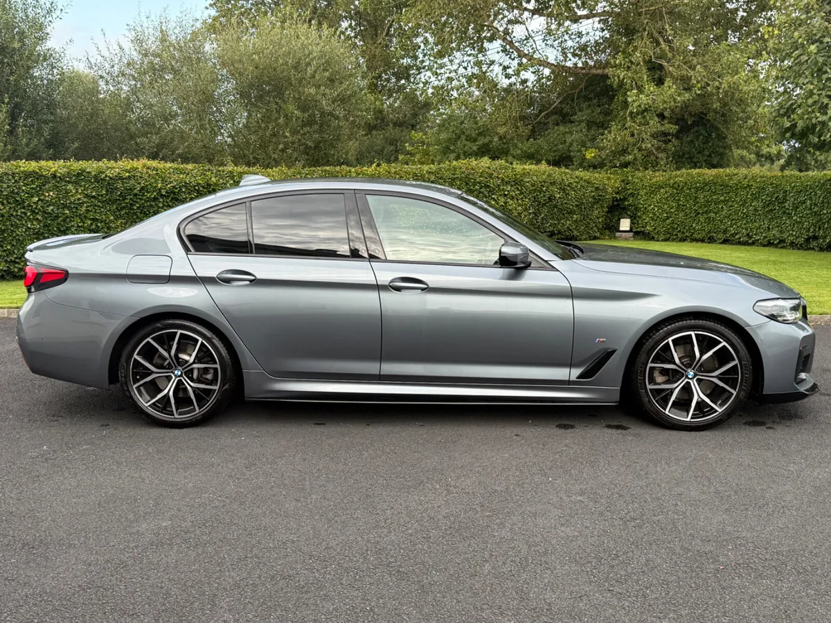 2022 BMW 5-Series M-Sport - Facelift Model - Image 4