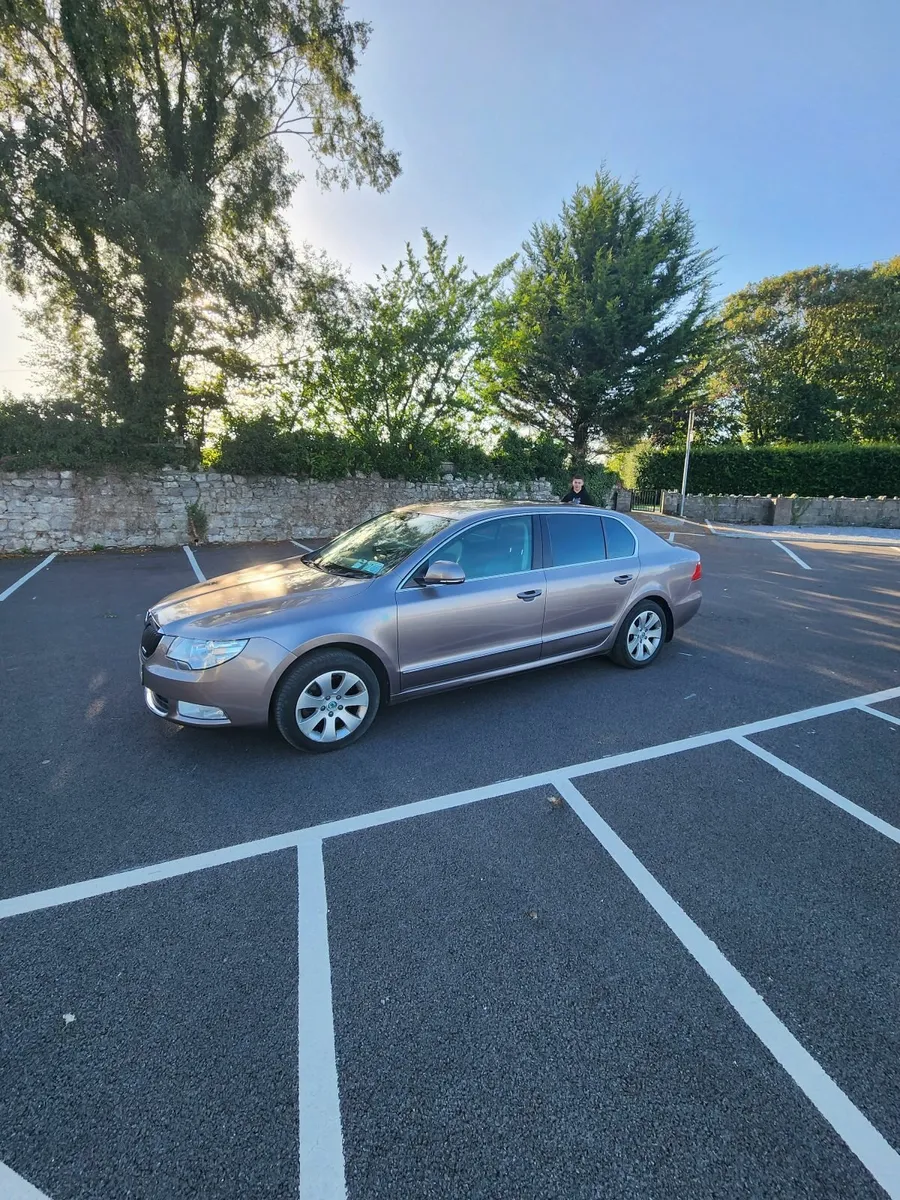 Skoda Superb - Image 1
