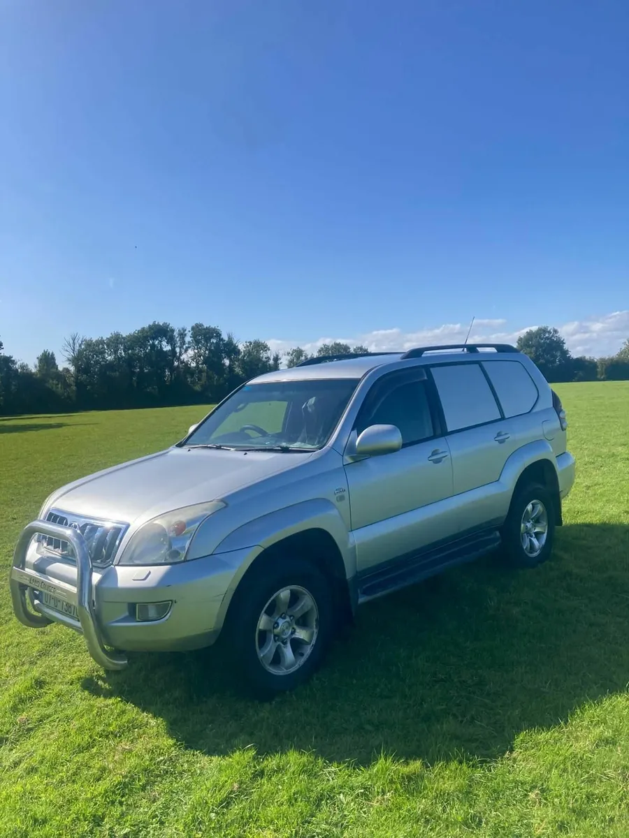 Toyota Land Cruiser - Image 3