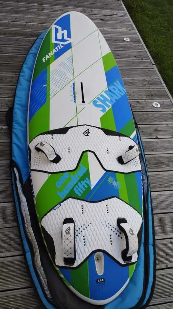 windsurfing kit Fanatic shark 150 hrs - Image 1
