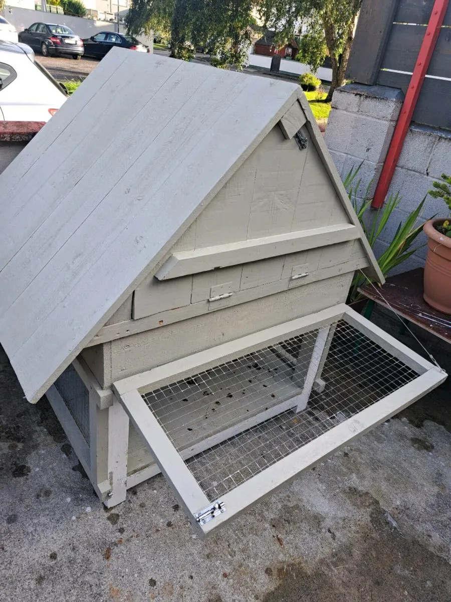 Chicken coop/Rabbit hutch - Image 2
