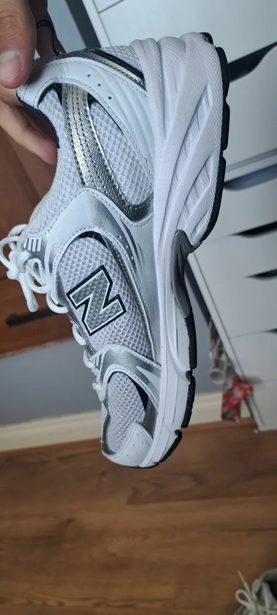 Runners - Image 2