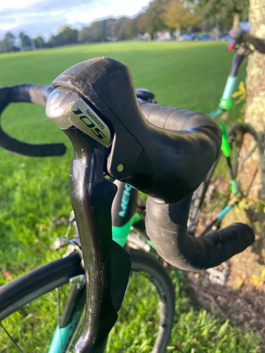 Mekk Primo 6.2 Carbon Fibre Road Bike - Image 4