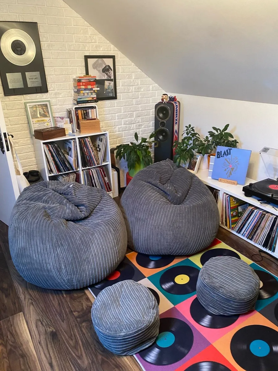 Beanbags - Image 1