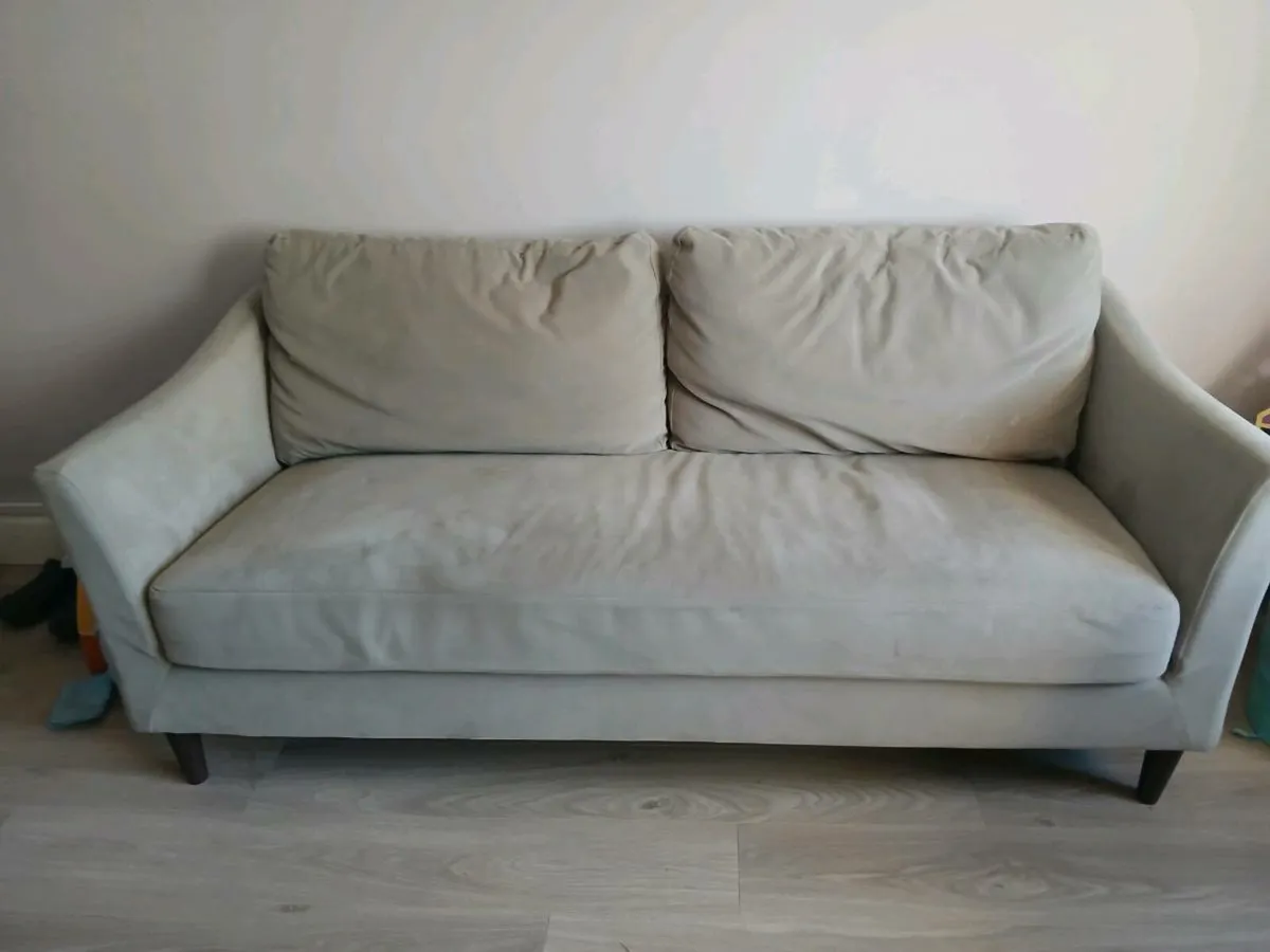 3 Seater & 2 Seater - Image 1