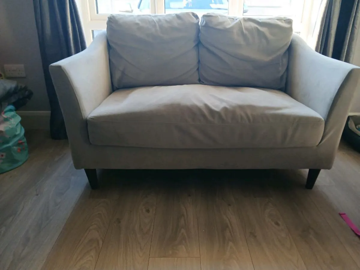 3 Seater & 2 Seater - Image 2
