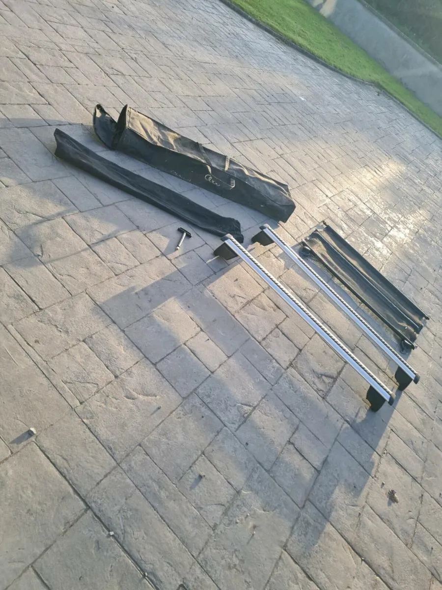 Audi q5 roof rack - Image 1