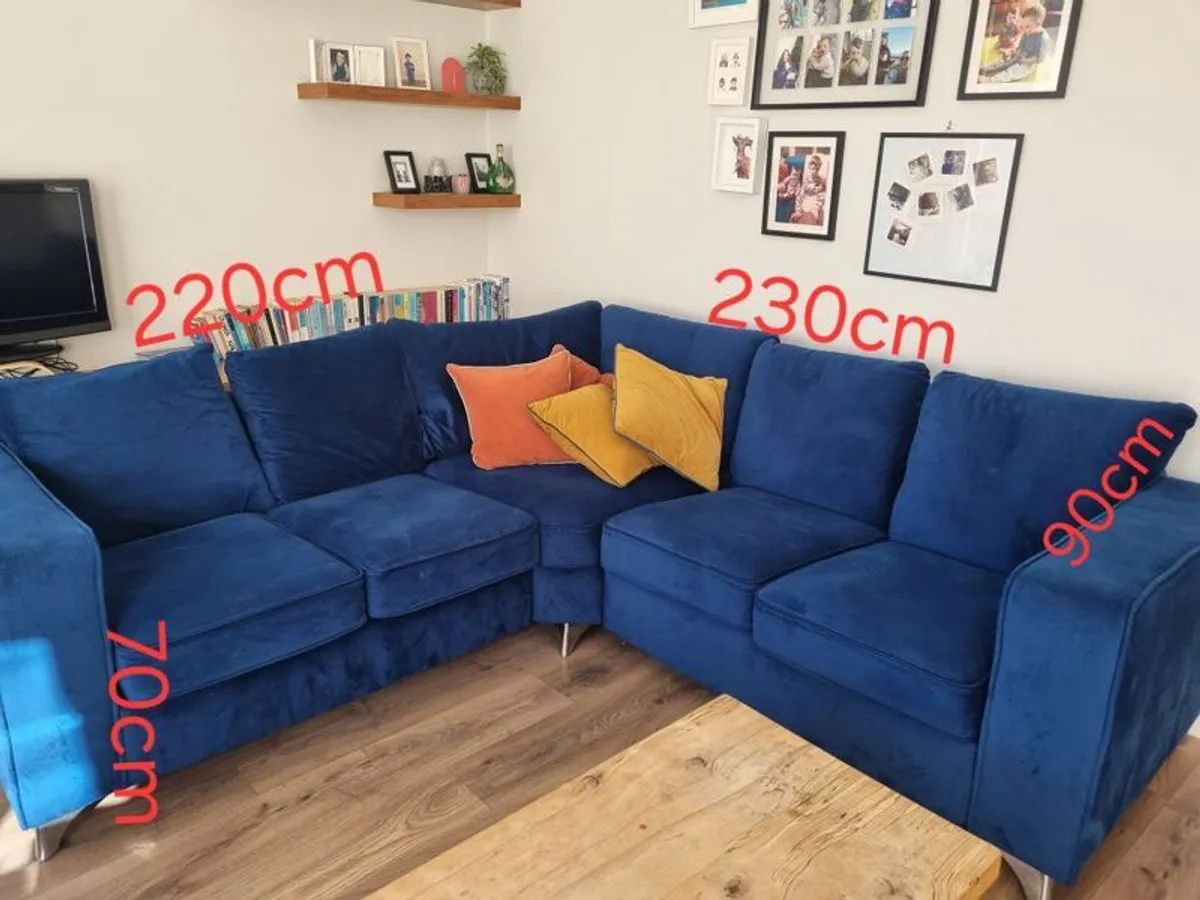 L shaped couch/sofa - Image 1