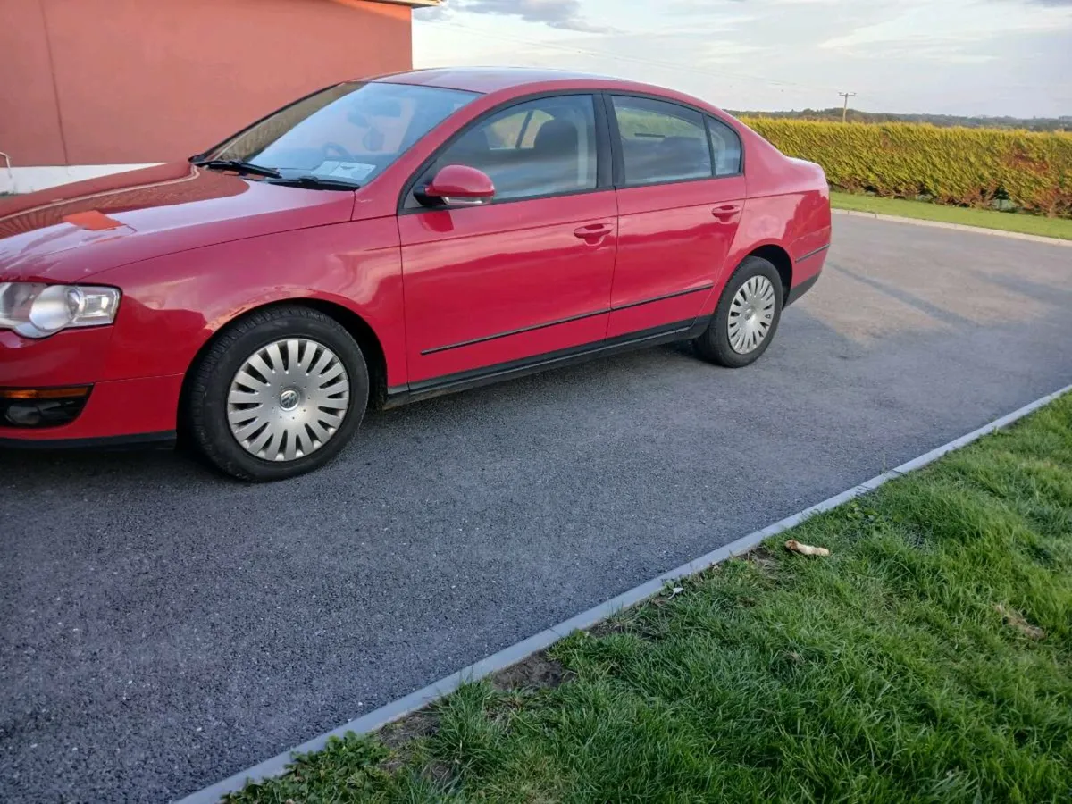 2010 Volkswagen Passat (Tested) - Image 3